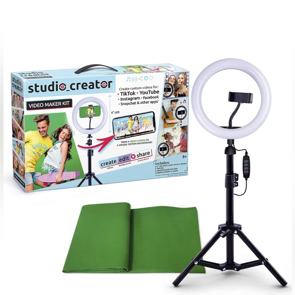 Studio Creator Video Creator Kit Light with Green Screen and Phone Mount Tripod. - Picture 1 of 7